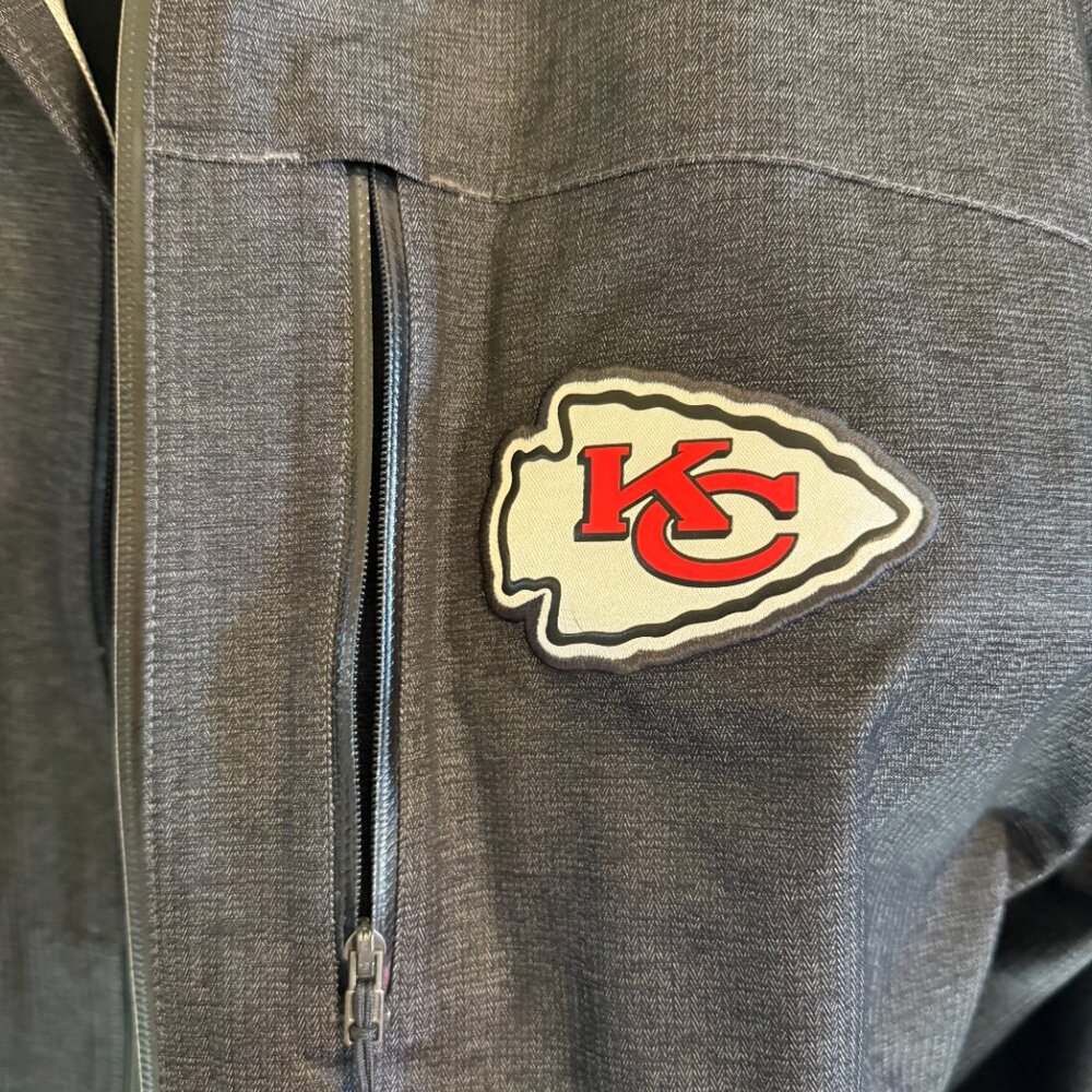 Kansas City Chiefs Coach's Rain Suit - Picture 2 of 16